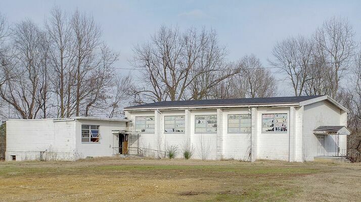 ONCE A PLACE OF LEARNING – The Kane School building in Hickman County later became New Obion Missionary Baptist Church after the all black school closed following integration. The structure is now an abandoned. (Photo by Becky Meadows)