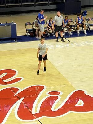 BULLDOGS ON THE COURT AT OLE MISS