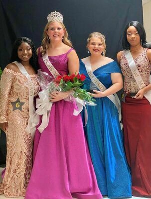 MISS FCHS - Hannah Murphy was crowned Miss FCHS Nov. 19, at Fulton County High School. Pictured from left, are First Maid Amyia Sanders, Murphy, Second Maid Maddy Morrison, and Third Maid De'Ayria Kinney. (Photo submitted).