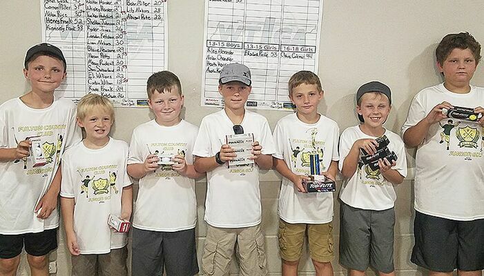 JUNIOR GOLF WINNERS AT FULTON COUNTRY CLUB – Winners in the 7-9 boys’ age group were, left to right,Tucker Hutchins, third; Mason Petty, third; Shelton Johnson, third; Landon Ketchum, second; Corbin Wilson, first; Hudson Barnes, second; and Sam Sutherland, third. (Photo submitted)